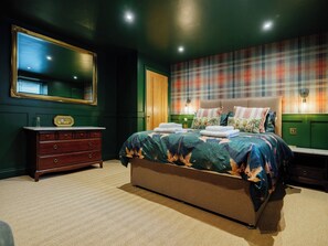 2 makuuhuonetta, silitysrauta/-lauta, ilmainen Wi-Fi