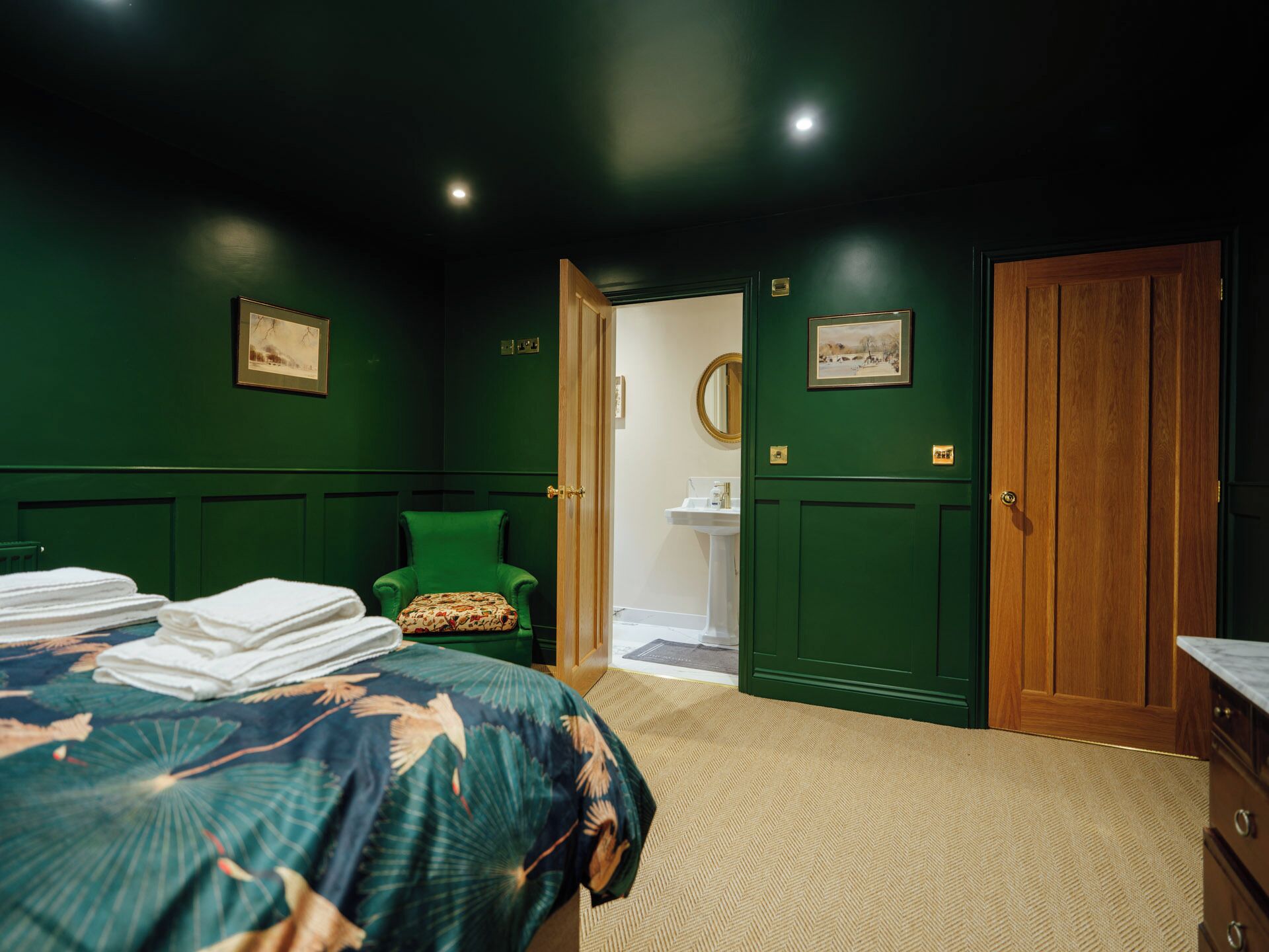 2 soverom, strykejern/-brett, wi-fi (inkludert) og sengetøy