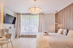 Untagged - THE Parisian SUITE / Center of Paris (Paris)