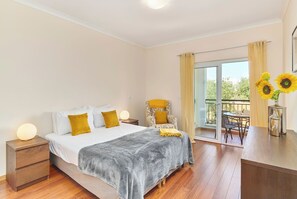 3 bedrooms, iron/ironing board, free WiFi - APARTMENT PACIFICO, O Pomar Resort (Cabanas de tavira)