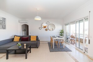 Interior - MONI'S PLACE, Mato Santo Espirito (Tavira)