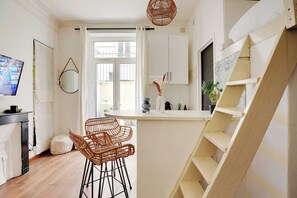 Interior - Charming Studio 1BR/2P - Porte de Clichy (Paris)