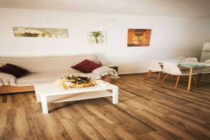 Smart TV - Cozy House in El Palmar for 4 Guests (El Palmar de Vejer)
