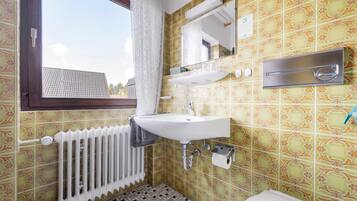 Douche, serviettes fournies