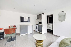 Smart TV, offices - Cozy Studio A/C 2P - Sentier (Paris)
