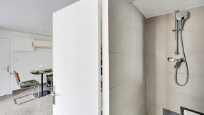 Bathroom - Cozy Studio A/C 2P - Sentier (Paris)