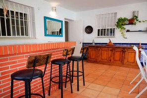 Dining - Luxury Family Chalet near Seville (Sevilla)