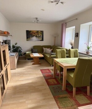 Smart TV - Holiday apartment with 1 bedroom (Schwarzburg)