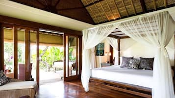 Villa, 5 Bedrooms, Beachfront