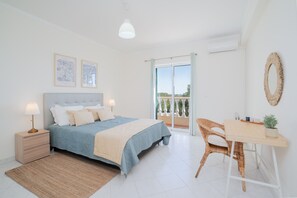 3 bedrooms, iron/ironing board, free WiFi