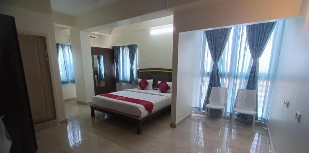 In-room safe, desk, soundproofing, free WiFi