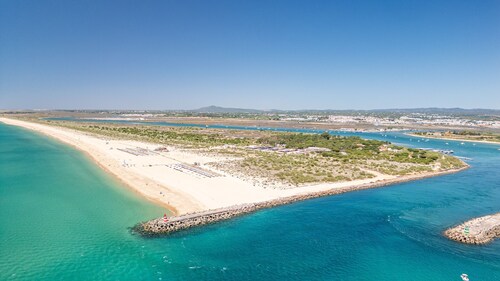 CASA NAUTICA, Town Centre