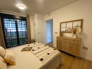 3 bedrooms, iron/ironing board, WiFi, bed sheets - El Paraíso de Fuentebravía (El Puerto de Santa María)