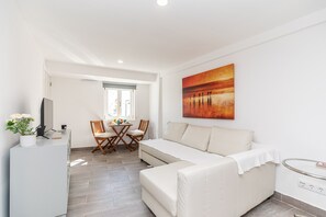TV - STUDIO LARGO, Town Centre (Tavira)