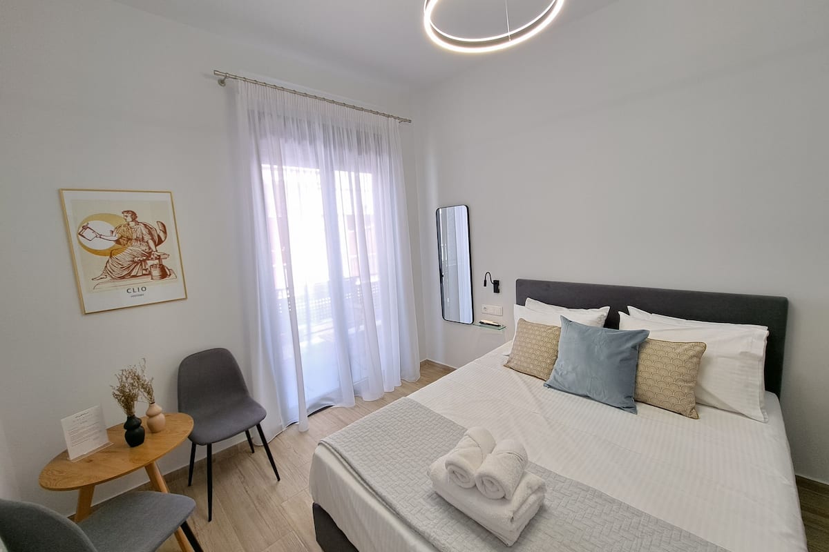 Standard Room, Balcony | Free WiFi