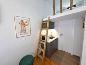 Superior Room | Free WiFi - Nine Muses Athens (Athens)