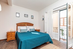 2 chambres, fer et planche Ă repasser, accĂšs au Wi-Fi (inclus)