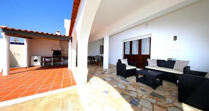 CASA PEREIRA, Town Centre