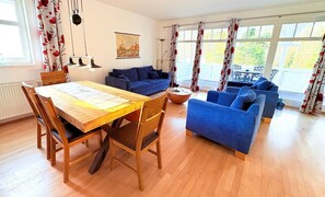 TV, stereo - Strandresidenz Juliusruh apartment 4 - large balcony - family-friendly 3-rooms (Breege)