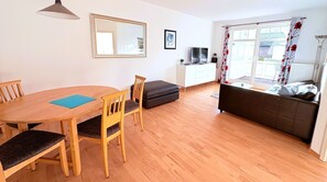 TV, stereo - Strandresidenz Juliusruh apartment 11- ground floor, balcony, 2 bedrooms - family friendly (Breege)
