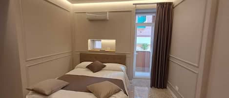 3 camere, Wi-Fi, lenzuola