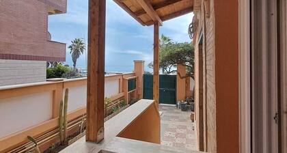 Delightful beachfront apartment equipped with all the comforts