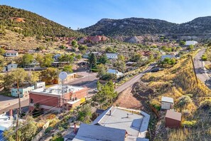 Aerial view - Historic Retreat w/Mtn Views (Pioche)