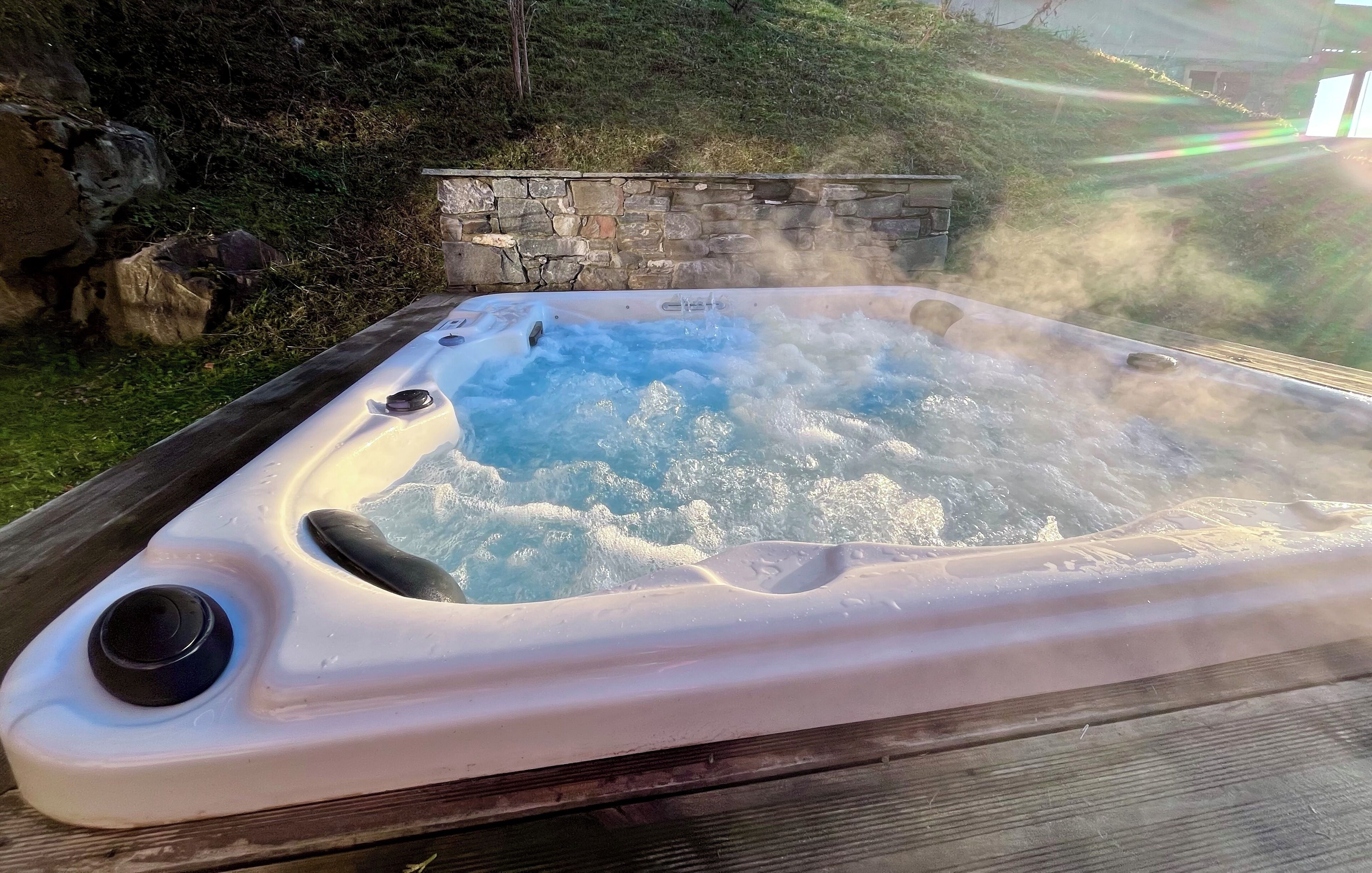 Bain à remous extérieur