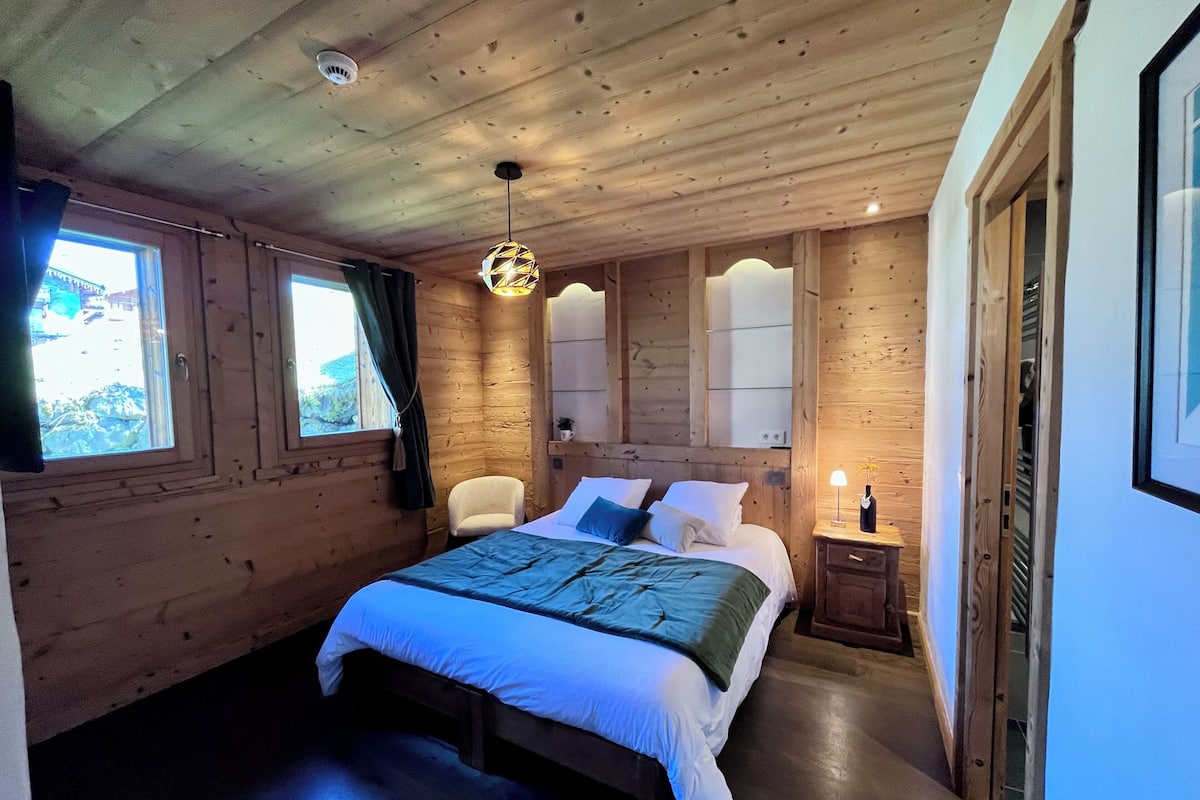 Coffres-forts dans les chambres, rideaux occultants