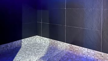 Bain à remous, hammam