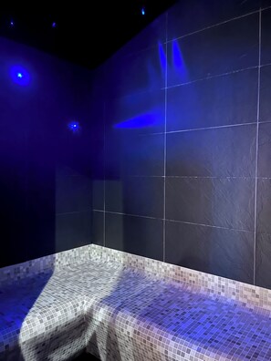 Hot tub, steam room - Hameau des clos Virolet (Les Gets)