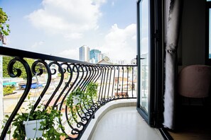 Standard Studio | Terrace/patio - Unite StayCation Nguyen Trai (Ho Chi Minh)