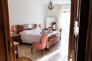 Apartamento, sacada, vista para a cidade | Wi-Fi de cortesia