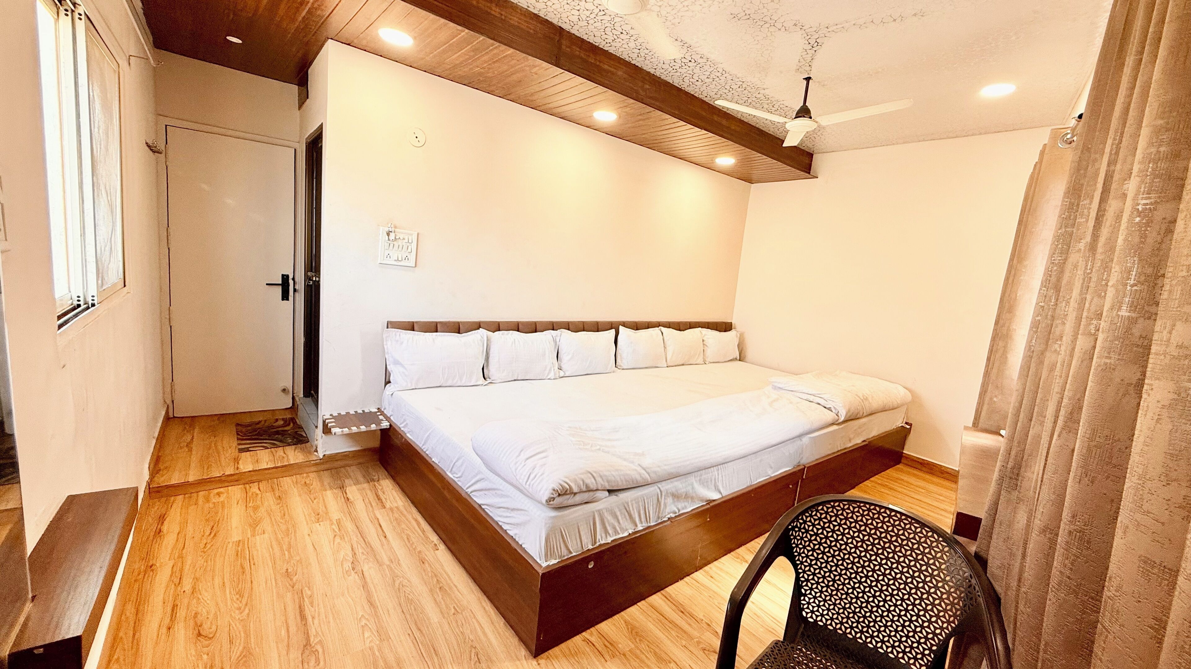 Deluxe Triple Room | Premium bedding, desk, laptop workspace, free WiFi