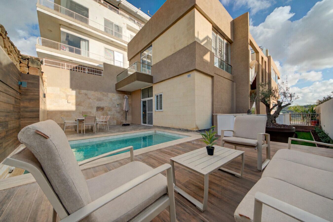 Terrace/patio