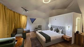 Camera Presidenziale | Una scrivania, postazione laptop, Wi-Fi gratuito