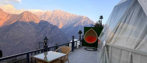 奢华客房 | 办公桌、笔记本电脑工作区、免费 WiFi