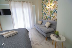1 chambre, bureau, fer et planche à repasser, Wi-Fi gratuit