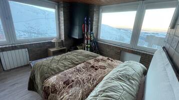 2 makuuhuonetta, Wi-Fi, vuodevaatteet