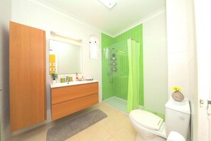 Shower, hair dryer - APARTMENT SEAVIEW, Vale Caranguejo (Tavira)