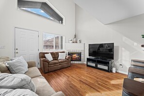 TV connectée, cheminée