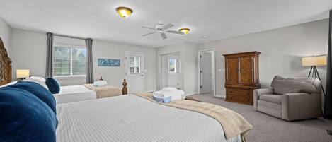 Iron/ironing board, free WiFi, bed sheets