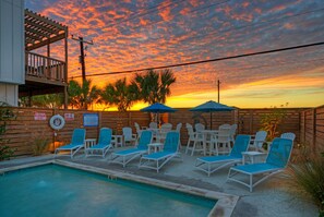 Pool - Boardwalk Beach Access, Private Pool & Balcony Dining | Coastal Haven (Port Aransas)