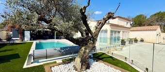 VILLA L'OASIS 5***** Private pool & activities• 8 people - 4 bedrooms -