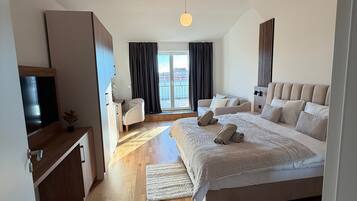 Strykjärn/strykbräda, wi-fi och sängkläder