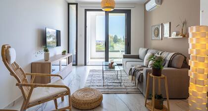 Ivory 1-BR Apt. & Balcony in Aradipou