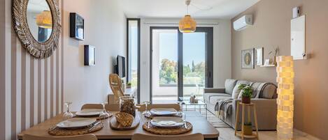 公寓, 1 張標準雙人床和 1 張沙發床, 廚房, 城市景觀 | 房內用餐區