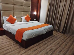 Double or Twin Room | Soundproofing - Hotel Marygold (Agra)
