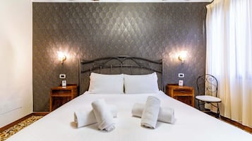 Economy Double Room | Hypo-allergenic bedding, soundproofing, cots/infant beds, free WiFi