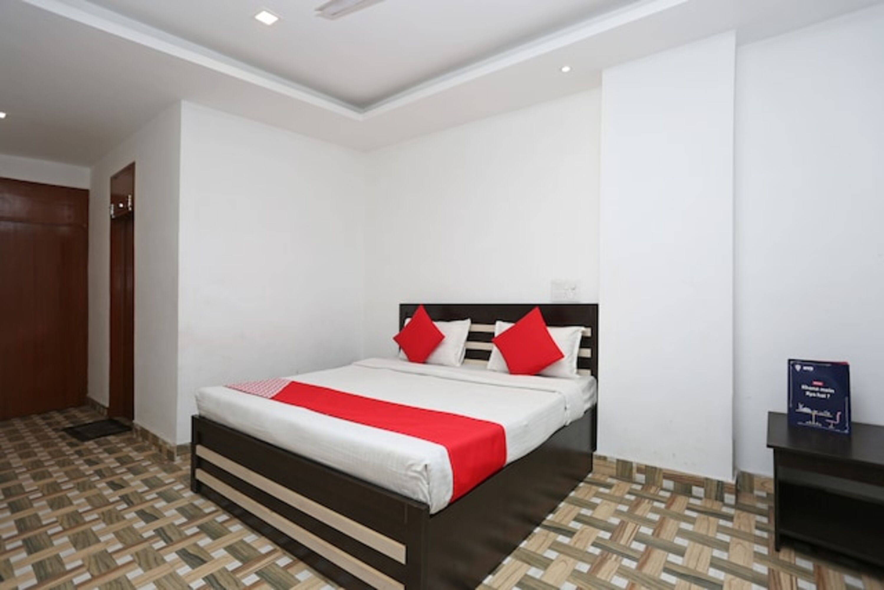 Free WiFi, bed sheets